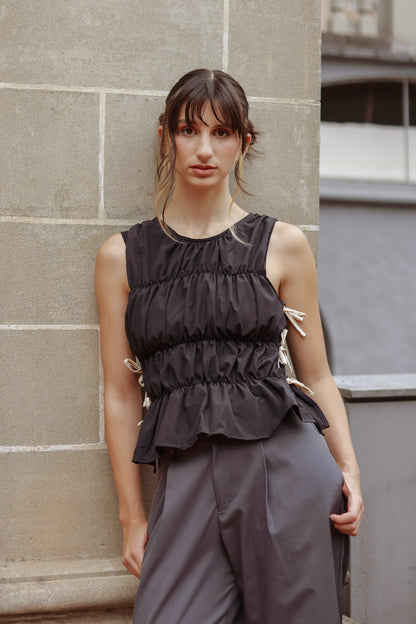 Gambit – Crop Top fruncido negro